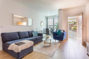 1 Bed Apartment - Redhill Central, Surrey, Gatwick #1